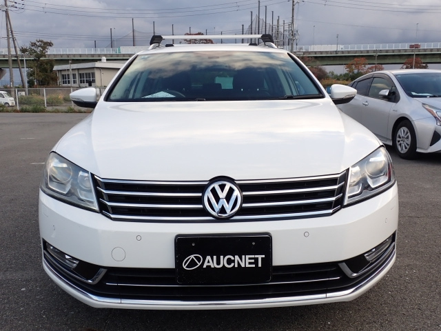 VOLKSWAGEN PASSAT VARIANT 2013