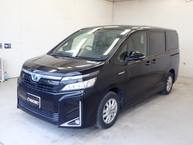 TOYOTA VOXY 2018