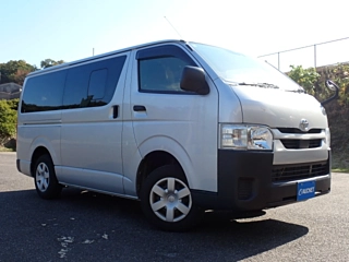 TOYOTA HIACE VAN 2020