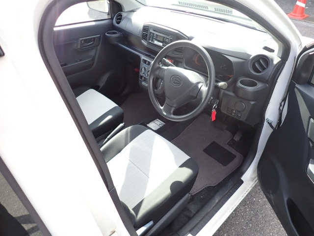 DAIHATSU MIRA E S 2017