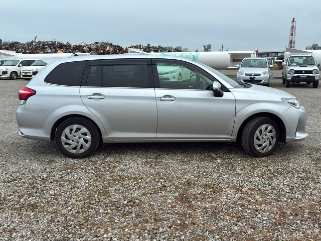 TOYOTA COROLLA FIELDER 2018