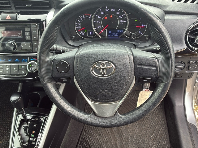 TOYOTA COROLLA FIELDER 2018