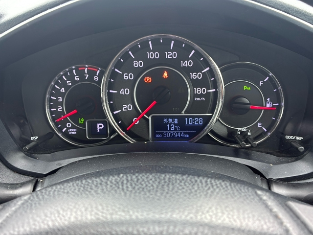 TOYOTA COROLLA FIELDER 2018