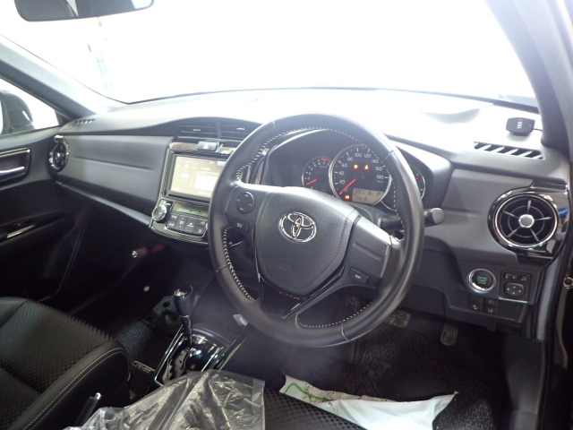 TOYOTA COROLLA FIELDER 2015