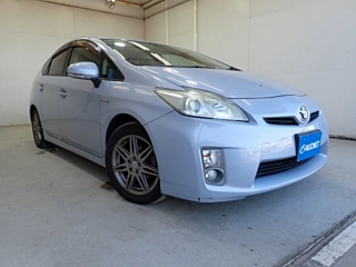 TOYOTA PRIUS 2011