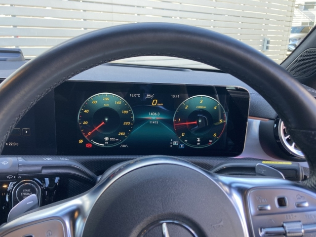 MERCEDES BENZ CLA CLASS 2021