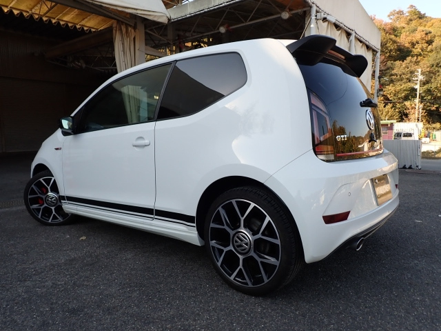 VOLKSWAGEN UP 2019
