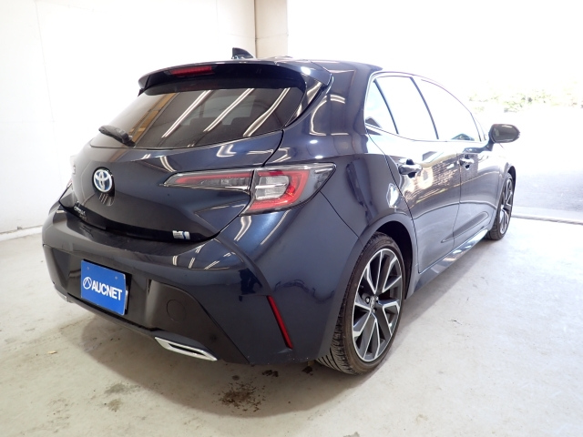 TOYOTA COROLLA SPORT 2021