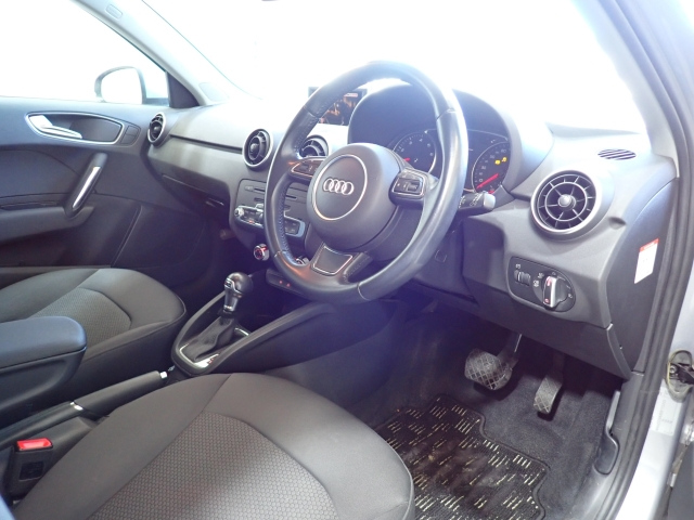 AUDI A1 2015