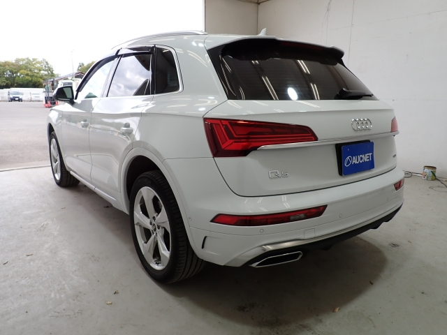 AUDI Q5 2022
