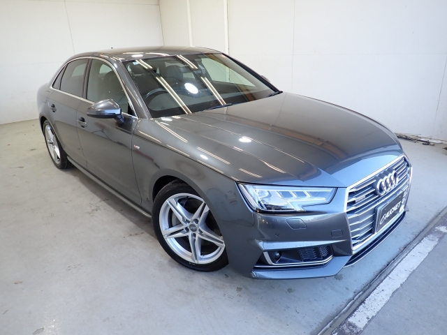 AUDI A4 2016