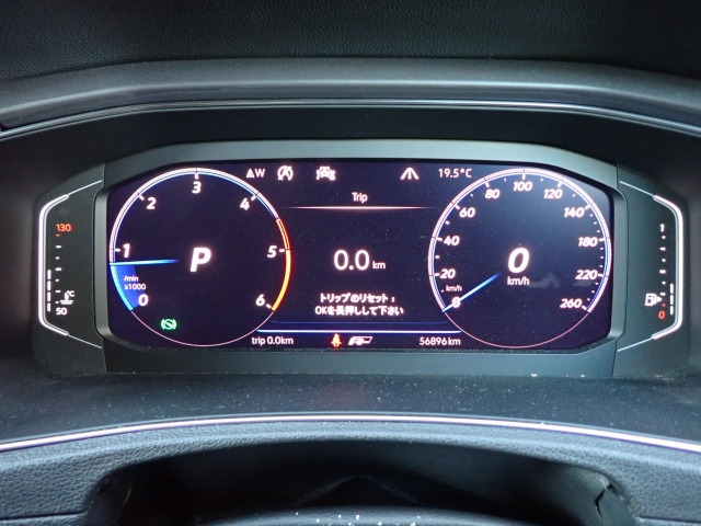 VOLKSWAGEN T-ROC 2020