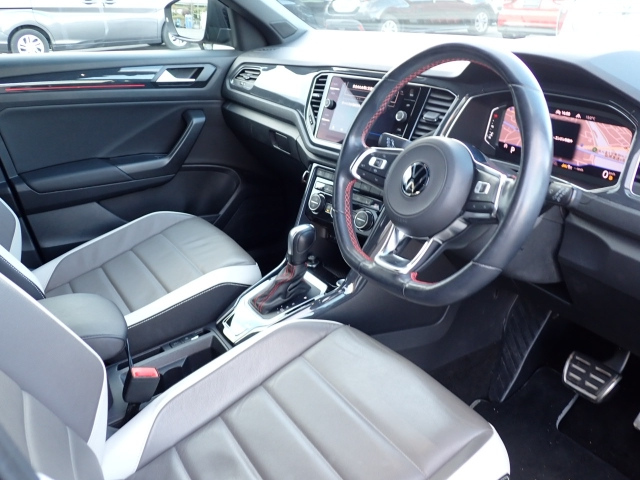 VOLKSWAGEN T-ROC 2021