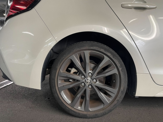 TOYOTA COROLLA TOURING 2021