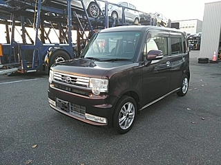 TOYOTA PIXIS SPACE 2014