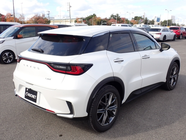 LEXUS LBX 2025