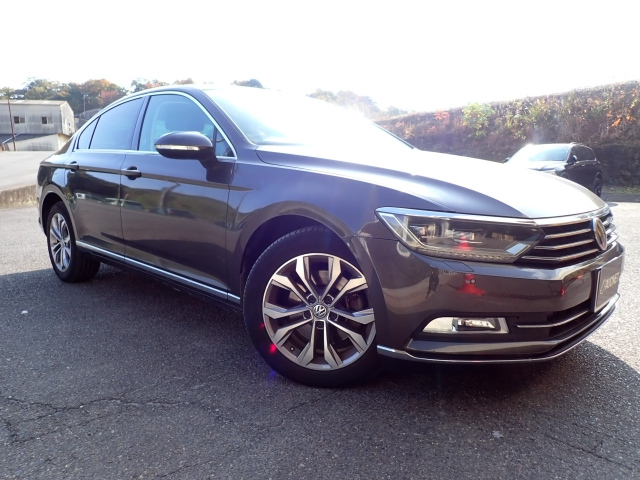 VOLKSWAGEN PASSAT 2015