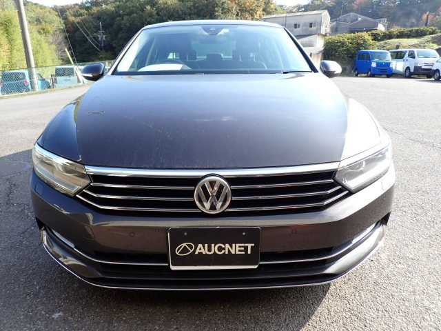 VOLKSWAGEN PASSAT 2015