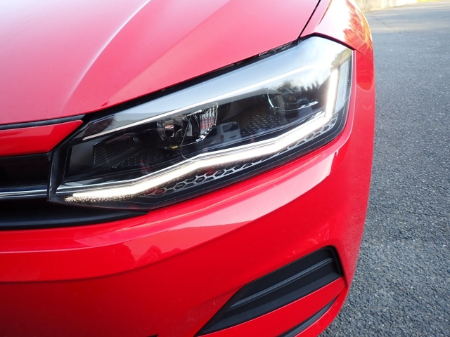 VOLKSWAGEN POLO 2019