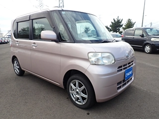 DAIHATSU TANTO 2012