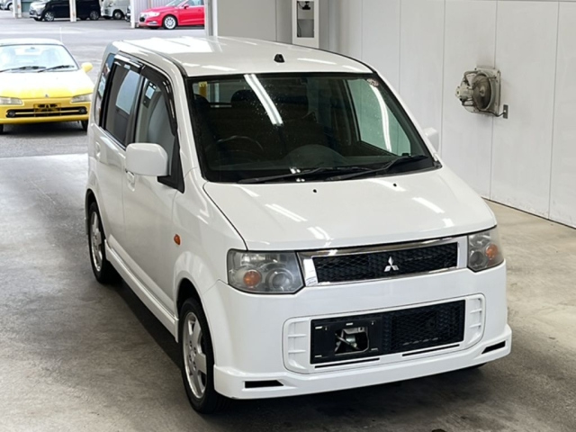 MITSUBISHI EK SPORTS 2008
