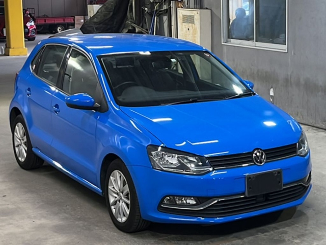 VOLKSWAGEN POLO 2014