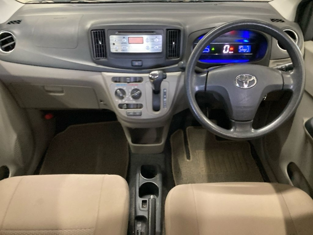 TOYOTA PIXIS EPOCH 2013