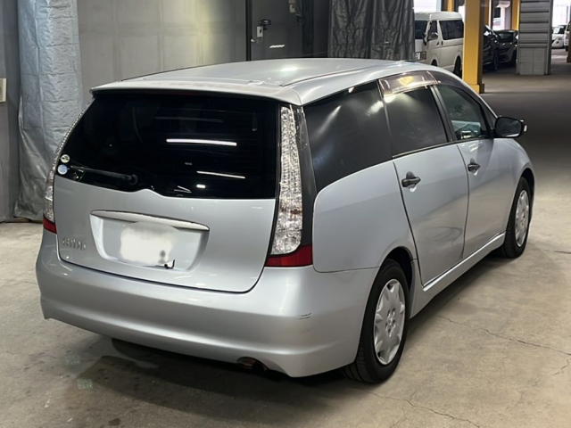 MITSUBISHI GRANDIS 2008
