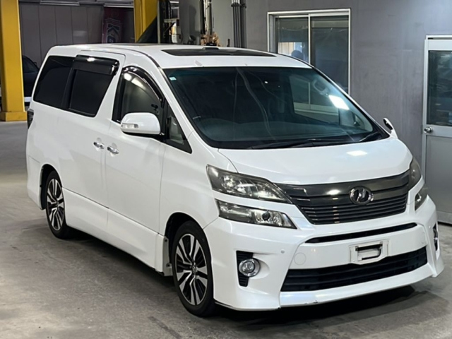 TOYOTA VELLFIRE 2012