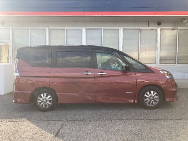 NISSAN SERENA 2018