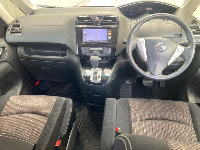 NISSAN SERENA 2014