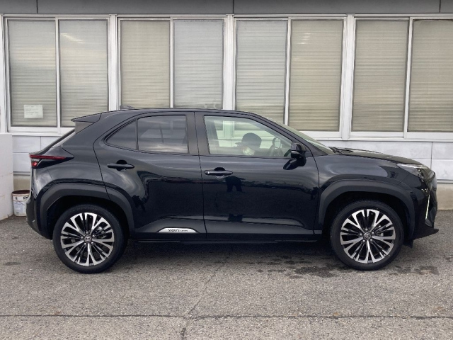 TOYOTA YARIS CROSS 2022