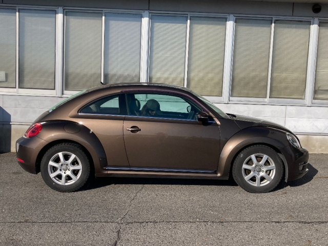 VOLKSWAGEN THE BEETLE 2014