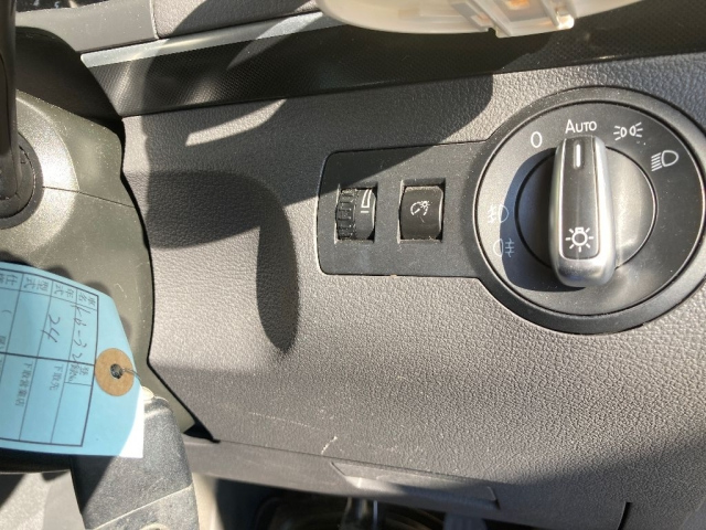 VOLKSWAGEN GOLF TOURAN 2012