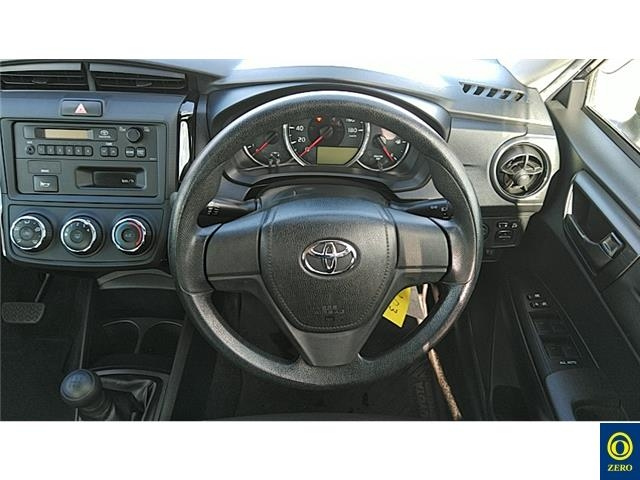 TOYOTA COROLLA AXIO 2019