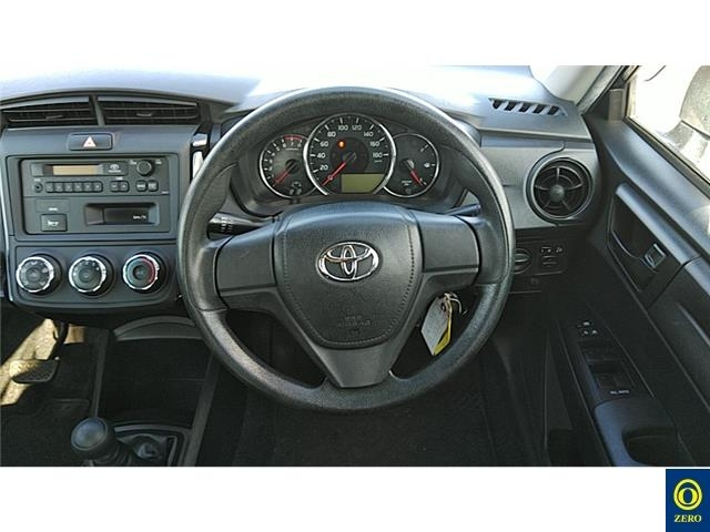 TOYOTA COROLLA AXIO 2019