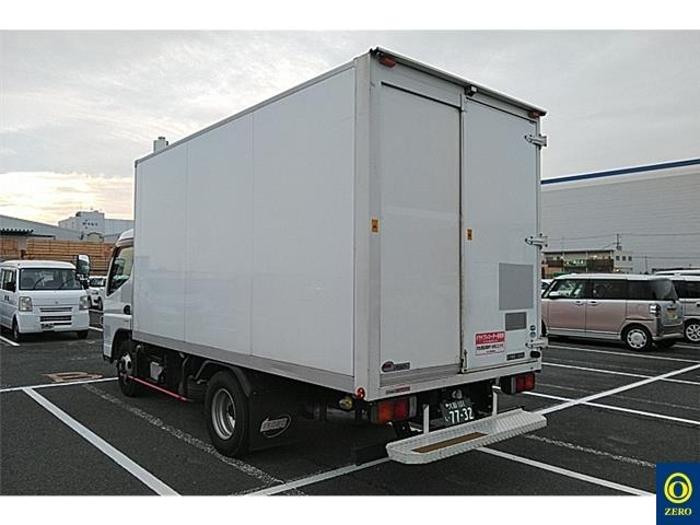 MITSUBISHI CANTER 2012