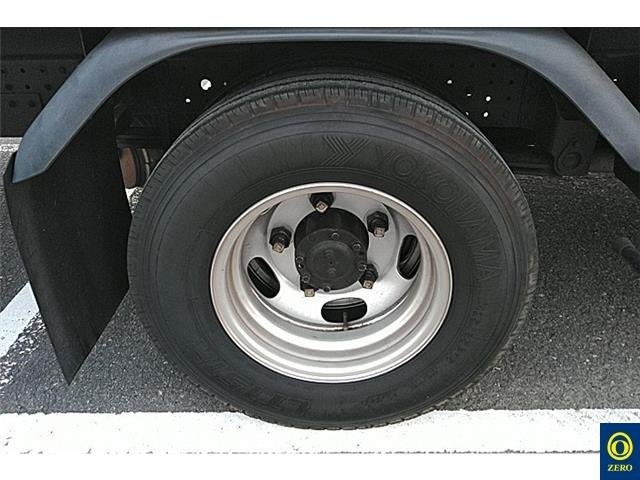 MITSUBISHI CANTER 2012