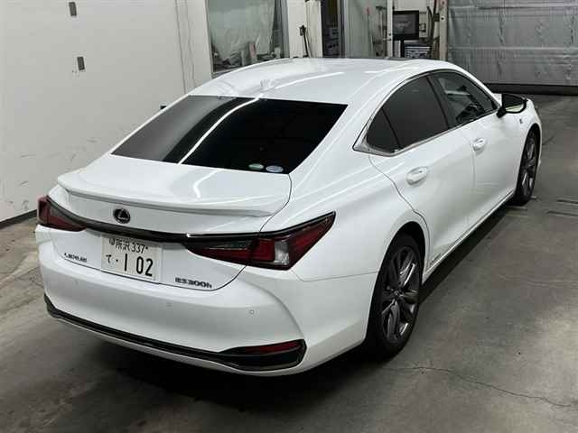 LEXUS ES 2019