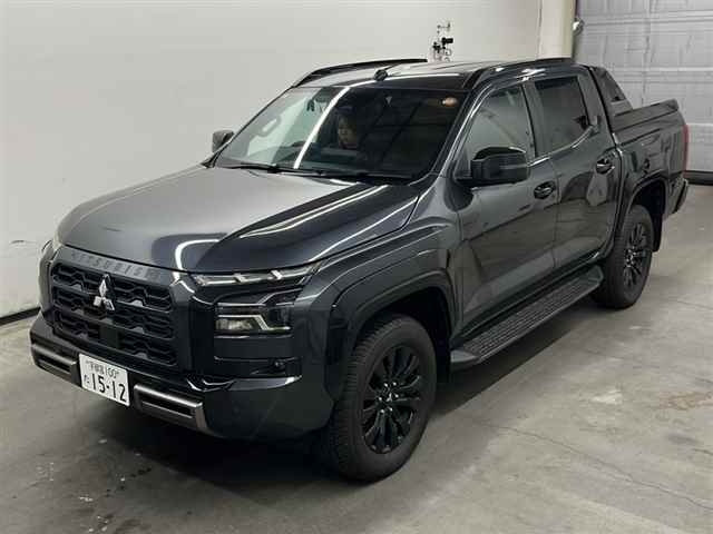 MITSUBISHI TRITON 2025