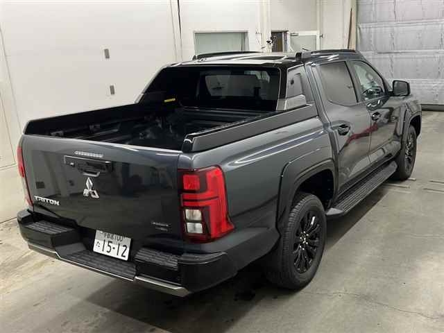 MITSUBISHI TRITON 2025