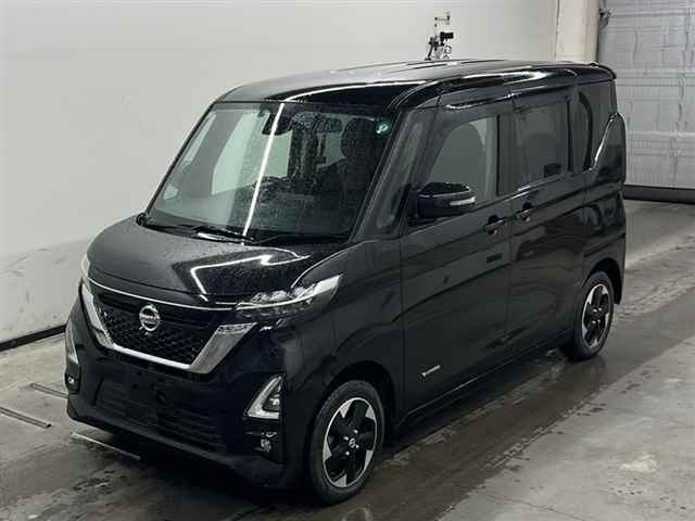 NISSAN ROOX 2020