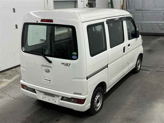 DAIHATSU HIJET VAN 2019