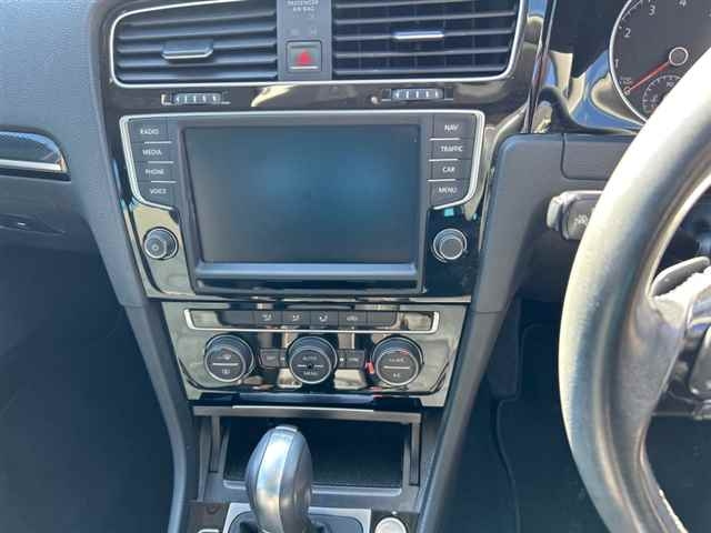 VOLKSWAGEN GOLF VARIANT 2014