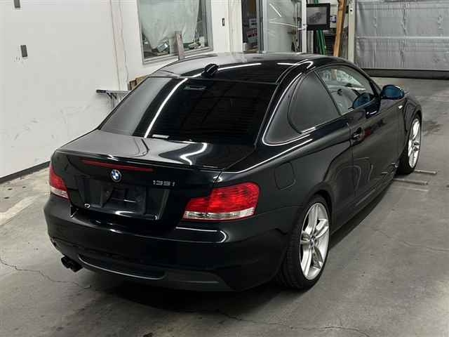BMW 1 SERIES 2009