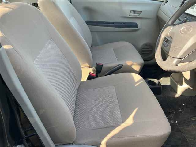 DAIHATSU MIRA E S 2011