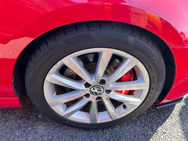 VOLKSWAGEN GOLF 2011