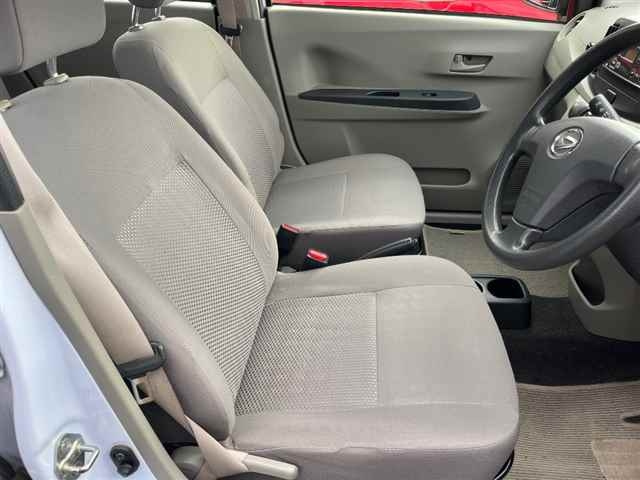 DAIHATSU MIRA E S 2016