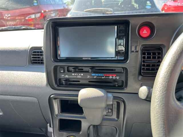 DAIHATSU HIJET VAN 2017