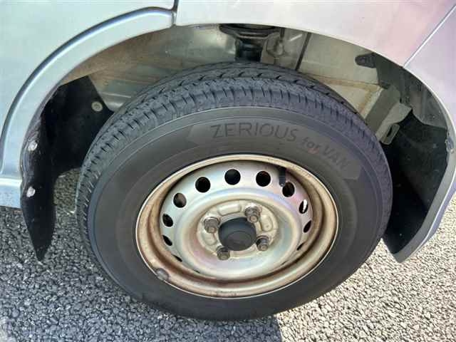 DAIHATSU HIJET VAN 2017